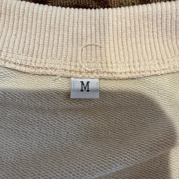 NWOT Ladies Medium “Yes. I’m Cold” crew neck top. - Picture 3 of 3